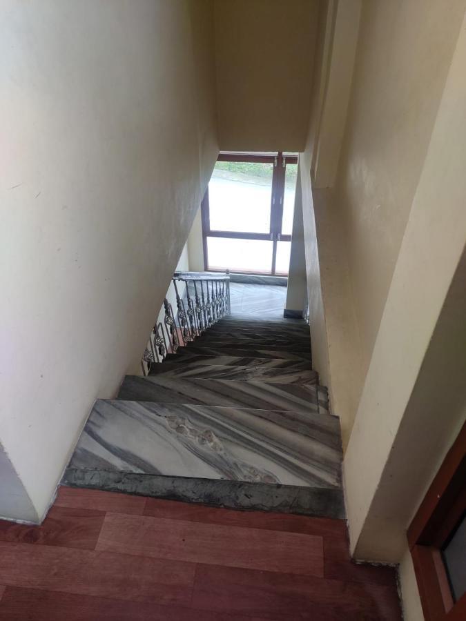 Hotel Amandeep Dharamsala Zewnętrze zdjęcie