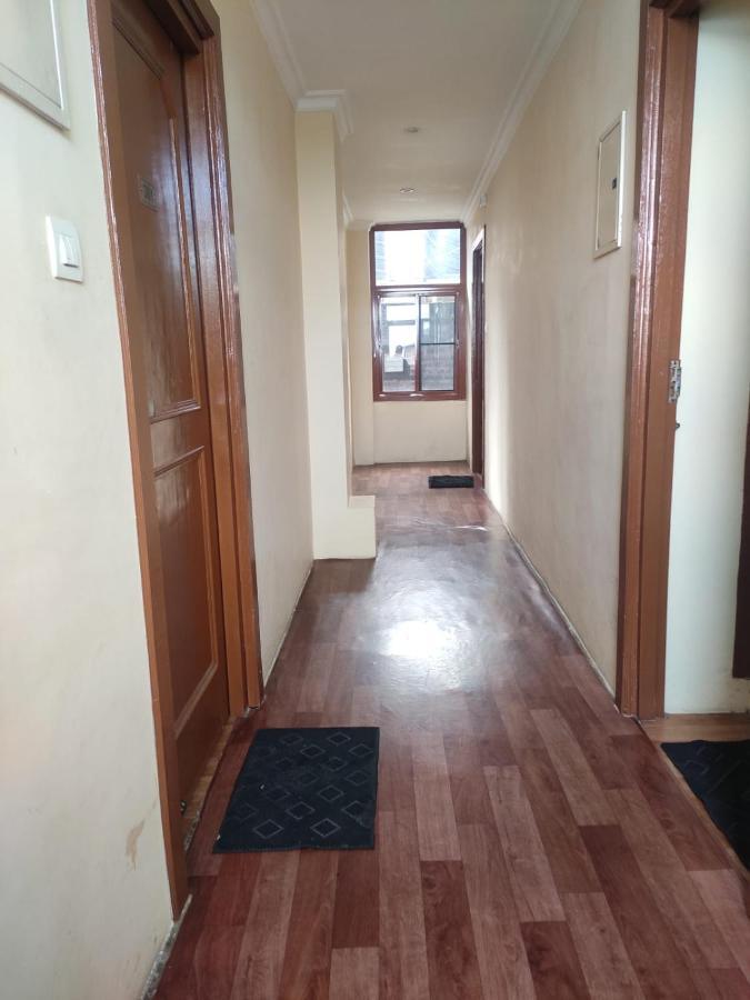 Hotel Amandeep Dharamsala Zewnętrze zdjęcie