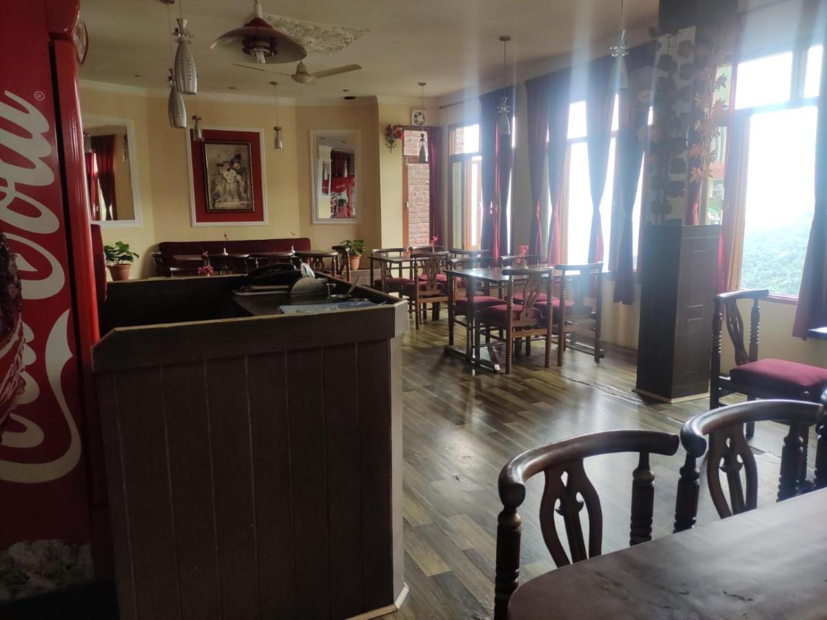 Hotel Amandeep Dharamsala Zewnętrze zdjęcie